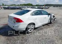 2015 Volvo S60 photo