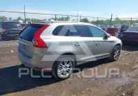 2015 Volvo XC60 фото