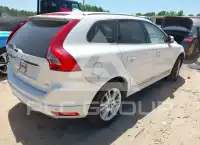 2015 Volvo XC60 photo