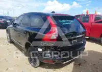2015 Volvo XC60 photo