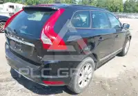 2015 Volvo XC60 фото