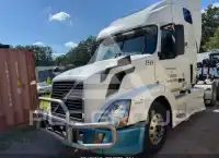 2015 Volvo VNL фото