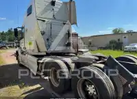 2015 Volvo VNL фото