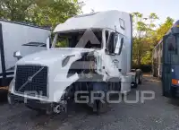 2015 Volvo VNL фото