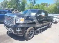 2015 GMC Sierra photo