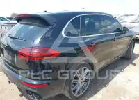 2015 Porsche Cayenne фото