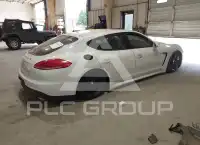 2015 Porsche Panamera photo