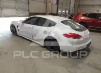 2015 Porsche Panamera photo