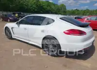 2015 Porsche Panamera photo