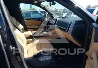 2015 Porsche CAYENNE фото