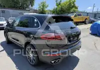 2015 Porsche CAYENNE photo