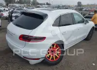 2015 Porsche MACAN photo