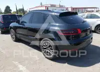 2015 Porsche MACAN photo
