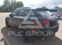 2015 Porsche MACAN photo