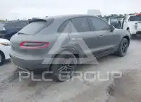 2015 Porsche MACAN photo