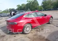 2015 Tesla Model S фото