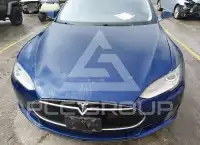 2015 Tesla Model S photo