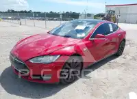 2015 Tesla Model S фото