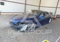 2015 Tesla Model S фото