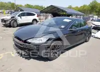2015 Tesla Model S фото