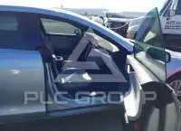 2015 Tesla Model S фото