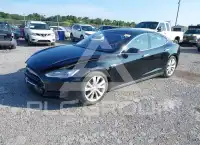 2015 Tesla Model S photo