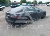 2015 Tesla Model S фото