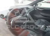 2015 Tesla Model S фото