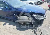 2015 Tesla Model S фото