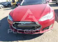 2015 Tesla Model S фото