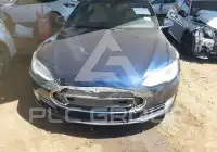 2015 Tesla Model S фото