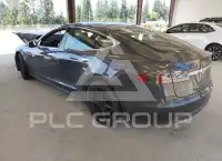 2015 Tesla Model S фото