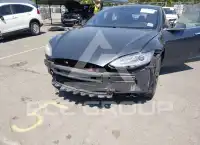 2015 Tesla Model S фото