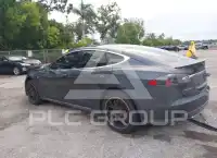 2015 Tesla Model S фото