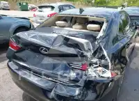 2015 Lexus IS250 photo