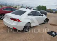 2015 Lexus IS250 photo