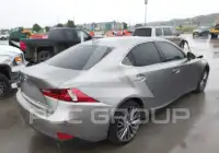 2015 Lexus IS250 фото