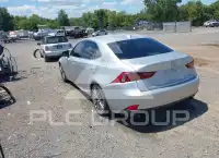 2015 Lexus IS250 фото