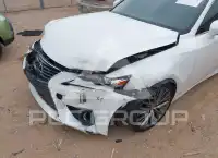 2015 Lexus IS250 photo