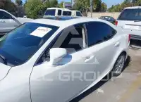 2015 Lexus IS250 фото