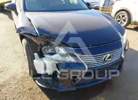 2015 Lexus ES350 photo