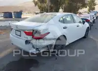 2015 Lexus ES350 photo