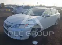 2015 Lexus ES350 фото