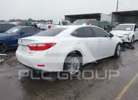 2015 Lexus ES350 photo