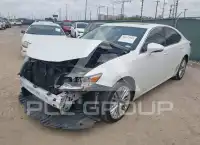 2015 Lexus ES350 photo