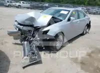 2015 Lexus ES350 photo