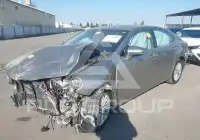 2015 Lexus ES350 photo