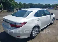 2015 Lexus ES350 photo