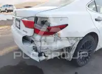 2015 Lexus ES350 photo