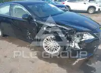 2015 Lexus ES350 photo